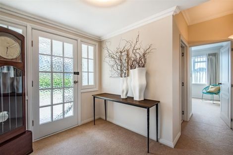 Photo of property in 1/8 Lansdowne Street, Bayswater, Auckland, 0622