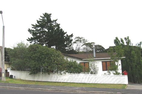Photo of property in 10 Thistledew Place, Bayview, Auckland, 0629