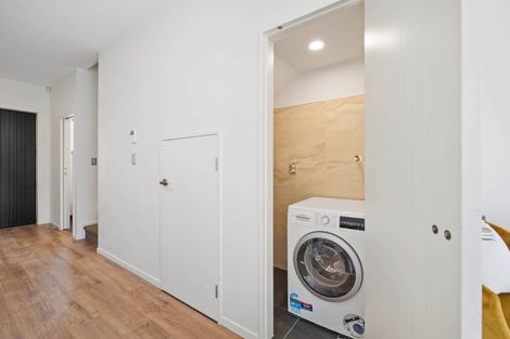 Photo of property in 7 Waru Lane, Te Atatu Peninsula, Auckland, 0610