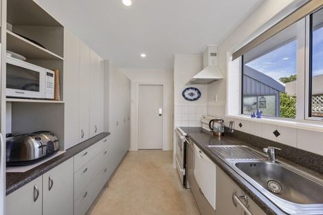 Photo of property in 5 Leacroft Street, Bishopdale, Christchurch, 8053
