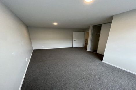 Photo of property in 3 Tahuhu Road, Mount Wellington, Auckland, 1062