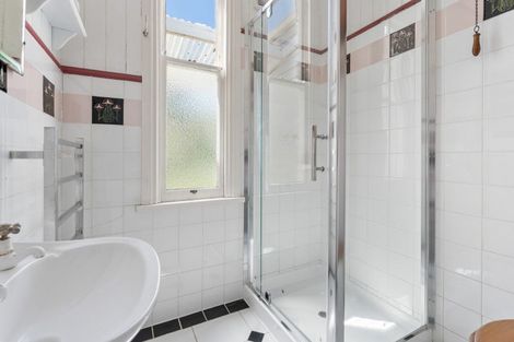 Photo of property in 17 Ventnor Street, Mornington, Dunedin, 9011