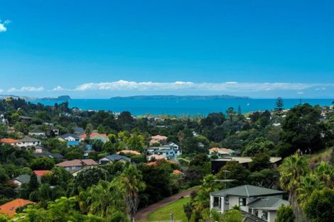 Photo of property in 64 Kate Sheppard Avenue, Torbay, Auckland, 0630