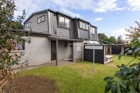 Photo of property in 44 Park Lane, Waitara, 4320