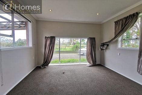 Photo of property in 6 Moontide Road, Kumeu, 0892