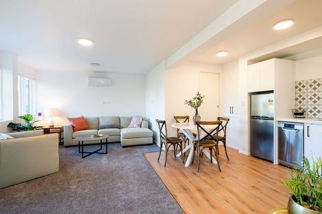 Photo of property in 10 Lincoln Road, Bluff Hill, Napier, 4110