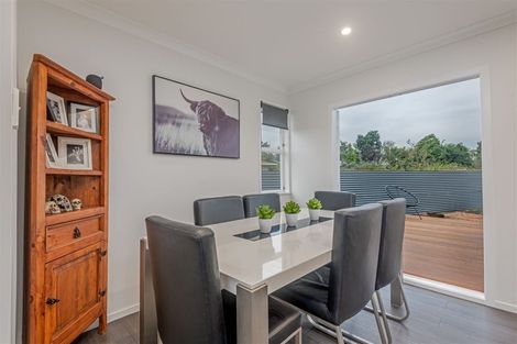 Photo of property in 27 Karamea Crescent, Kelvin Grove, Palmerston North, 4414