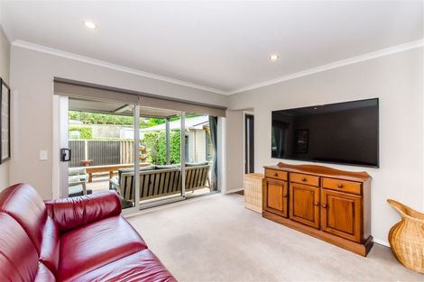 Photo of property in 10 Dale Road, Raumati South, Paraparaumu, 5032