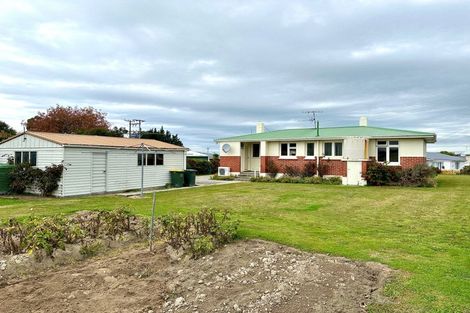 Photo of property in 1 Anderson Street, Stirling, 9231