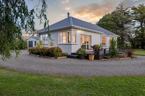Photo of property in 21 Donovans Road, Kopuaranga, Masterton, 5882