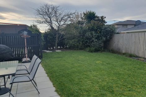 Photo of property in 59 Laing Crescent, Heathcote Valley, Christchurch, 8022