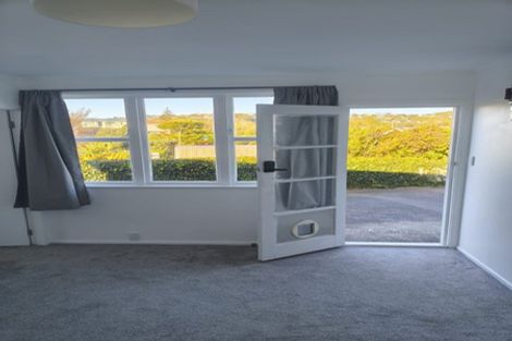 Photo of property in 8 Ohariu Road, Johnsonville, Wellington, 6037