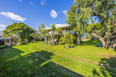 Photo of property in 22 Trounson Avenue, Clendon Park, Auckland, 2103