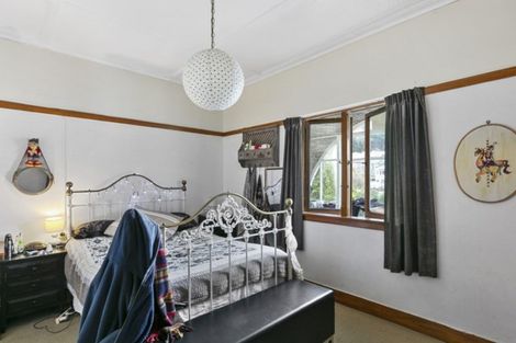 Photo of property in 7 Crawford Road, Kilbirnie, Wellington, 6022