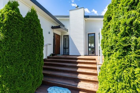 Photo of property in 29 Beach Road, Waikawa, Picton, 7220