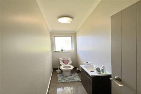 Photo of property in 10 Salamanca Road, Sunnynook, Auckland, 0620