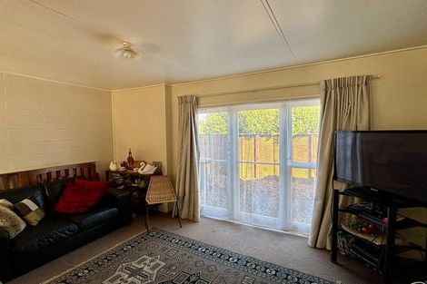 Photo of property in 3 Elm Street, Waiuku, 2123