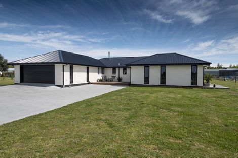 Photo of property in 28 Gordons Road, Netherby, Ashburton, 7772