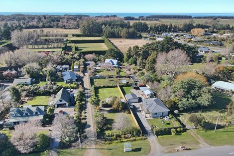 Photo of property in 49 Old Main Road North, Leithfield, Amberley, 7481