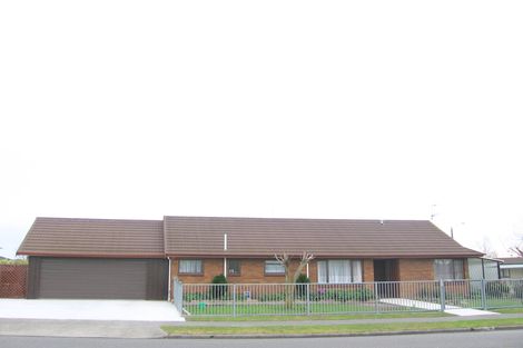 Photo of property in 172 Tait Drive, Greenmeadows, Napier, 4112