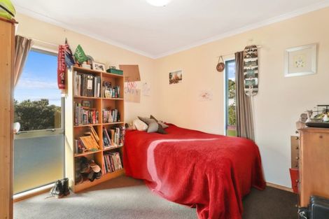 Photo of property in 35 Long Street, Raglan, 3225