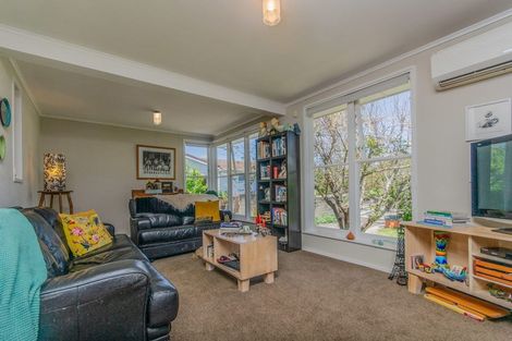 Photo of property in 9 Titoki Avenue, Mangere Bridge, Auckland, 2022