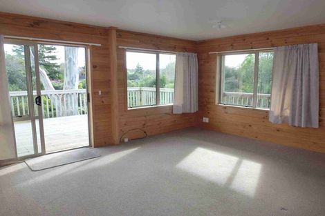 Photo of property in 33a Evelyn Road, Cockle Bay, Auckland, 2014