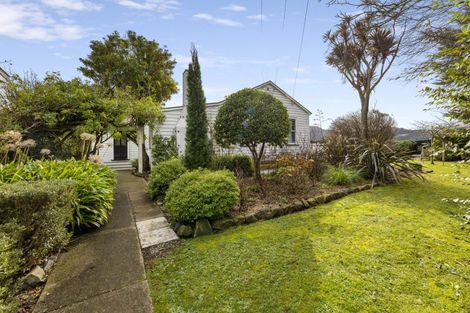 Photo of property in 2 Downes Road, Roseneath, Port Chalmers, 9023