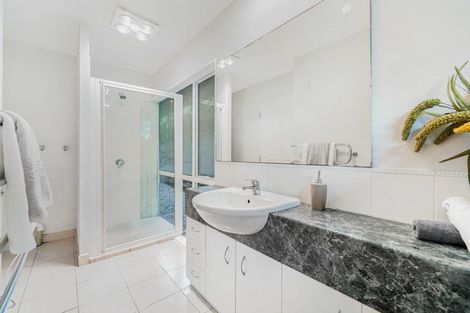 Photo of property in 48 Lambeth Road, Mount Eden, Auckland, 1041