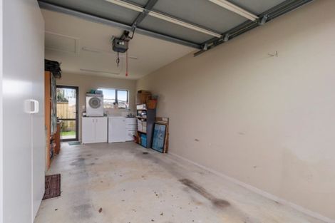Photo of property in 26 Royalle Mews, Botany Downs, Auckland, 2010