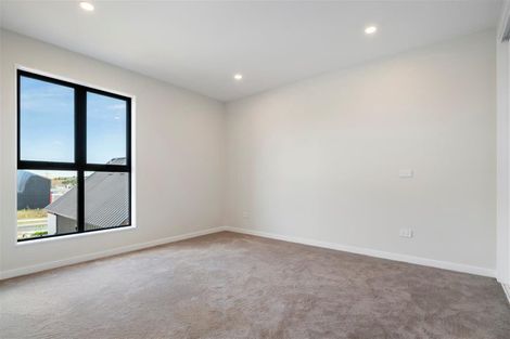Photo of property in 8 Coopworth Street, Karaka, 2580