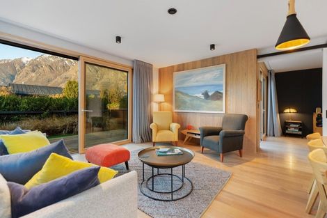 Photo of property in 4 Soudley Court, Jacks Point, Queenstown, 9371