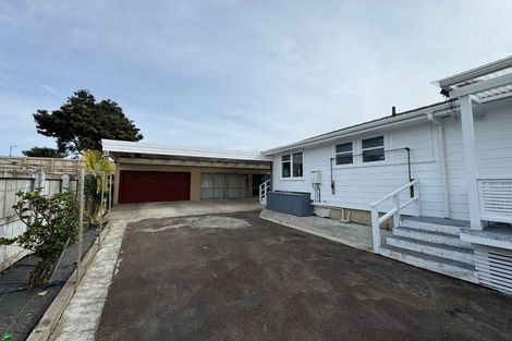 Photo of property in 13 Rountree Place, Conifer Grove, Takanini, 2112