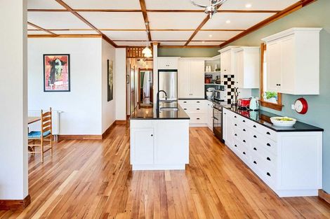 Photo of property in 38 Tuatoru Street, Eastbourne, Lower Hutt, 5013