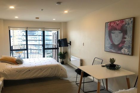 Photo of property in Tower Hill Apartments, 2g/1 Emily Place, Auckland Central, Auckland, 1010