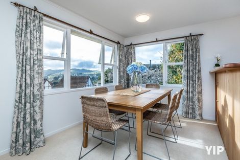 Photo of property in 40 Cambrian Street, Churton Park, Wellington, 6037