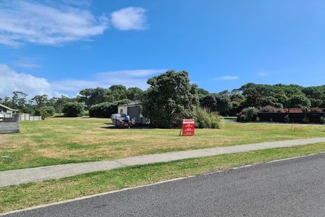 Photo of property in 104 Harbour Drive, Matarangi, Whitianga, 3592