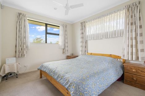 Photo of property in 31a Archibald Road, Kelston, Auckland, 0602