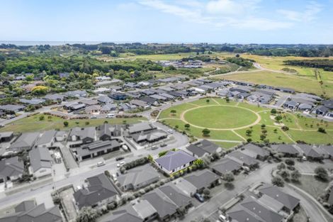 Photo of property in 12 Teiaroa Street, Waikanae, 5036