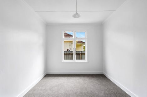Photo of property in 142 Carlyle Street, Napier South, Napier, 4110