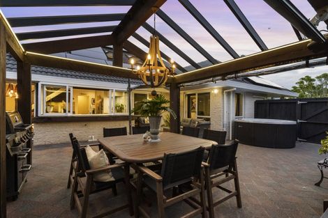 Photo of property in 11 Sligo Place, Somerville, Auckland, 2014