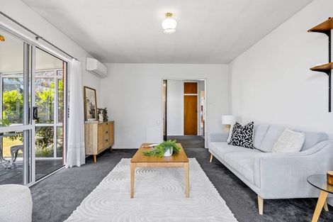 Photo of property in 2/98 Buchanans Road, Hei Hei, Christchurch, 8042