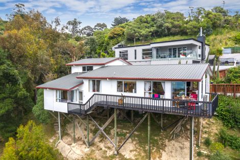 Photo of property in 107 Mount Pleasant Road, Mount Pleasant, Christchurch, 8081