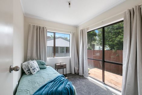 Photo of property in 98a Reynolds Street, Taita, Lower Hutt, 5011