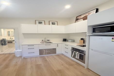Photo of property in 60 Royal Terrace, Dunedin Central, Dunedin, 9016