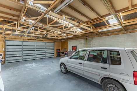 Photo of property in 1 Bowling Road, Greenmeadows, Napier, 4112