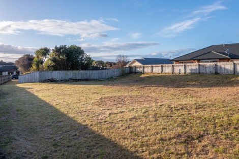 Photo of property in 5 Datum Way, Paraparaumu, 5032