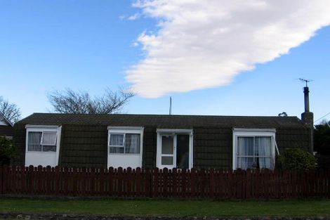 Photo of property in 10 Bell Street, Featherston, 5710