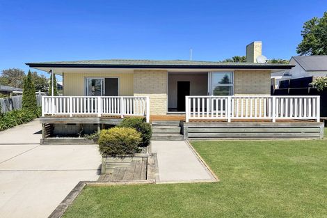 Photo of property in 1 George Place, Havelock North, 4130