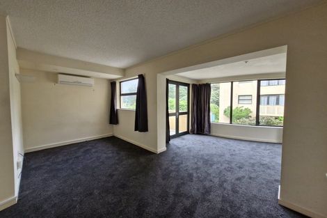 Photo of property in 566h Adelaide Road, Berhampore, Wellington, 6023